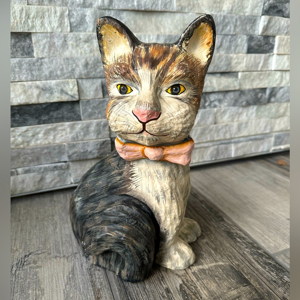 VINTAGE Large Hand Painted Cat Paper Mache Statue Figure Hand Made Philippine